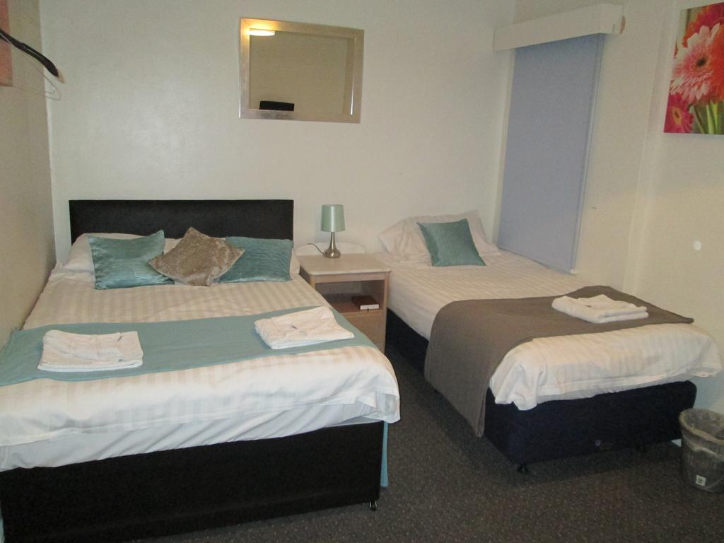 Paramount Hotel Nottingham Room photo